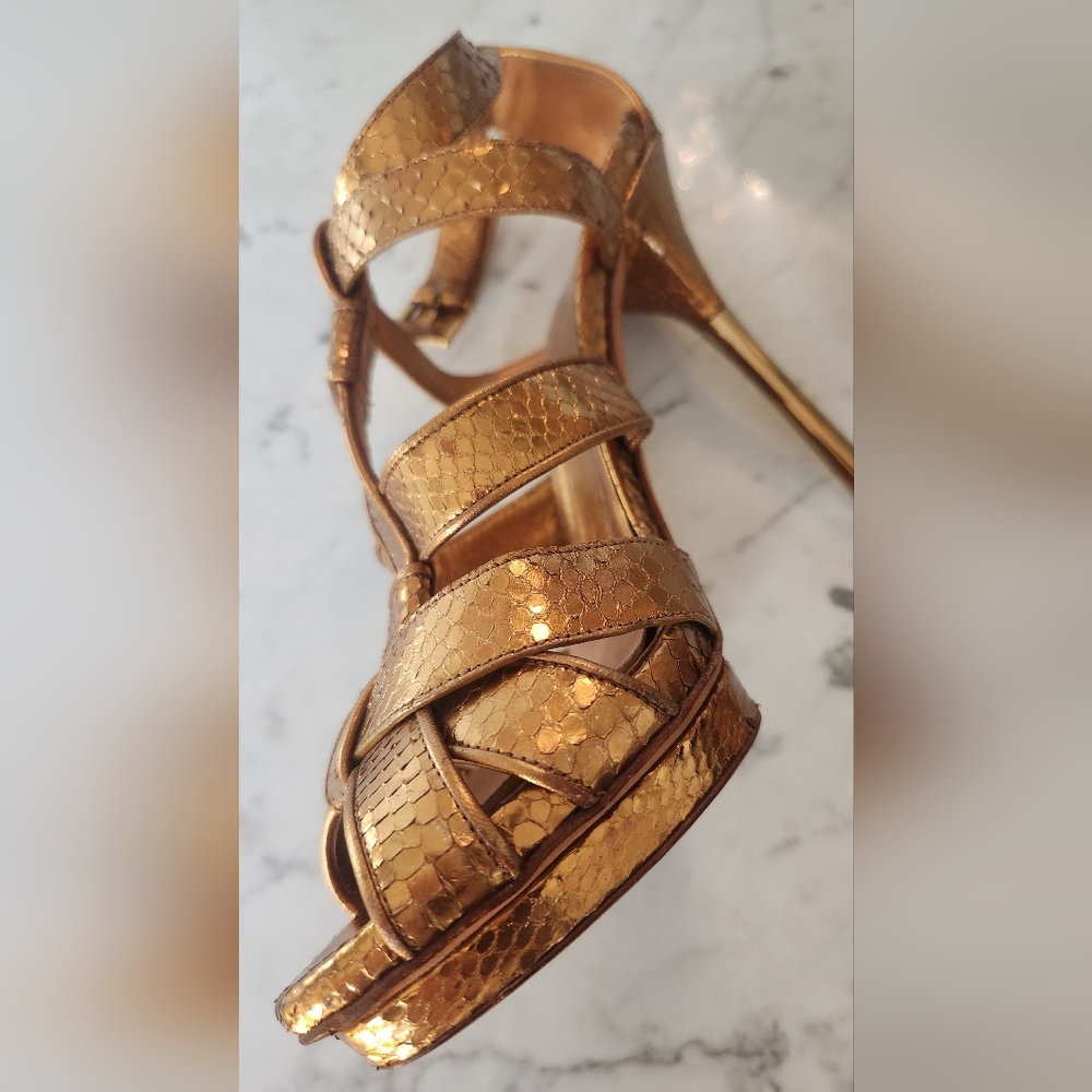 Gucci Metallic Gold Python Style Leather Platform… - image 7